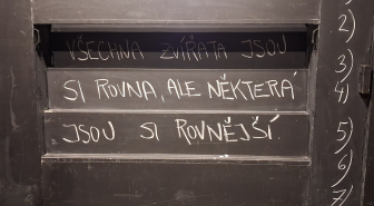 Divadelní představení "Farma zvířat"